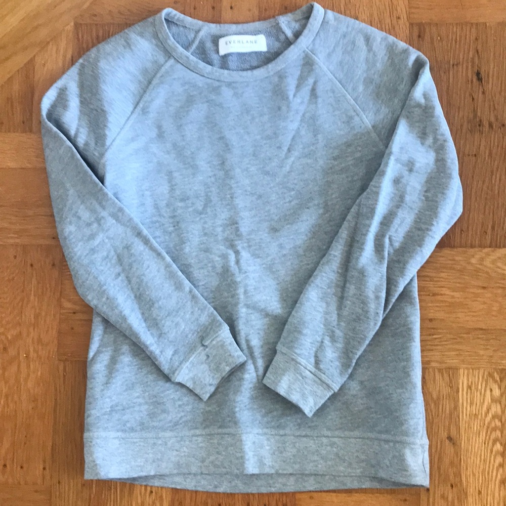 Heather gray Everlane sweatshirt